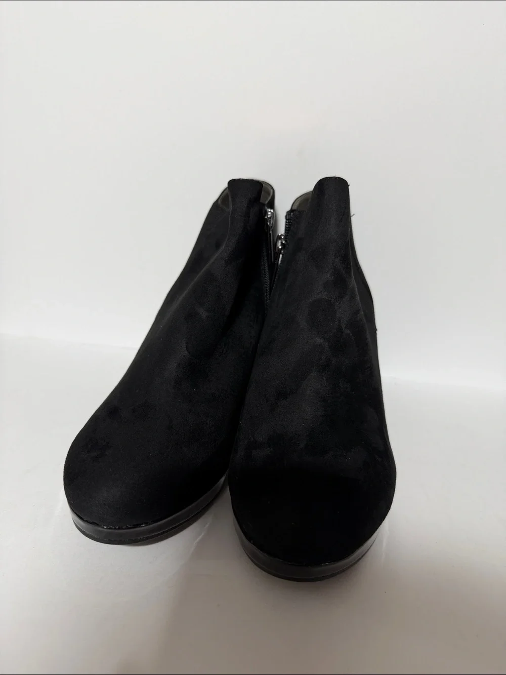 Bandolino Black Suede Heel Ankle Booties